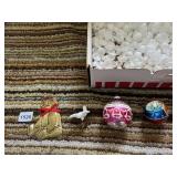 ASSORTED CHRISTMAS ORNAMENTS, BRASS-TONE BEAR,