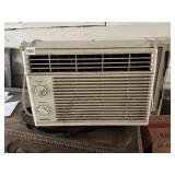 GOLDSTAR ROOM AIR CONDITIONER, MODEL R5003, 5,000