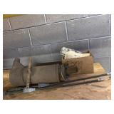 RUSTY AUTOMOTIVE EXHAUST COMPONENT W/ CONTROL