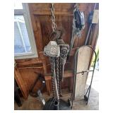 YALE & TOWNE 1 TON CHAIN HOIST, MADE IN USA.