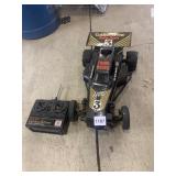 RADIO SHACK GOLDEN ARROW RC BUGGY, OFF ROAD
