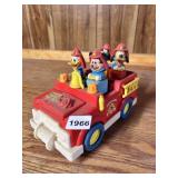 DISNEY MICKEY MOUSE FIRE TRUCK, SHAPE SORTING