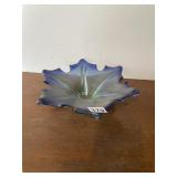 BLUE IRIDESCENT ART GLASS BOWL.