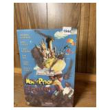MONTY PYTHON AND THE HOLY GRAIL - ACTION FIGURE