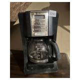 MR. COFFEE AUTOMATIC DRIP COFFEE MAKER W/ GLASS