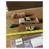 VINTAGE DIECAST TOY VEHICLES APPROX 4 PIECES.