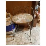 METAL VANITY STOOL.