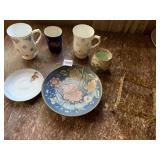 PORCELAIN MUGS, HAND-PAINTED DECORATIVE BOWL W/