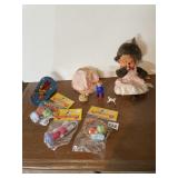 VINTAGE TOYS & EASTER DECORATIONS.