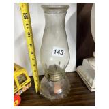 GLASS HURRICANE LAMP SHADE W/ TEXTURED ACCENTS.