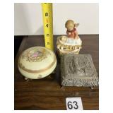 HAND PAINTED FOOTED TRINKET BOX, SILVER-TONE