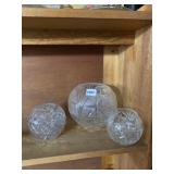 3 DECORATIVE GLASS ROSE VASES