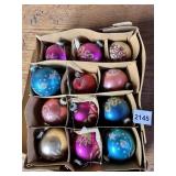 ASSORTED VINTAGE GLASS CHRISTMAS ORNAMENTS - 12