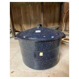 SPECKLED BLUE ENAMELWARE CANNING POT W/ LID,