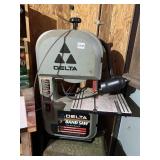 DELTA 9" BAND SAW - BENCH MODEL