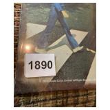 SOUTH PARK PLACEMAT & ABBEY ROAD METAL WALL ART