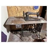 SINGER SEWING MACHINE - CAST IRON TREADLE BASE W/