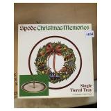SPODE CHRISTMAS MEMORIES SINGLE TIERED TRAY.