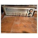 TECHNICS SA-300 FM/AM STEREO RECEIVER.