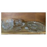 ASSORTED GLASS BOWLS, DISHES, AND FOOTED VESSELS.