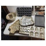 ARTCRAFT CANNING RACK, SESAME STREET CAKE PAN,