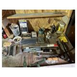 HAND TOOLS, HARDWARE, LEVEL.