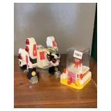 MIGHTY MORPHIN POWER RANGERS FIGURE AND GUMBALL