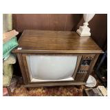 RCA XL-100 VINTAGE CONSOLE TELEVISION, WOODGRAIN