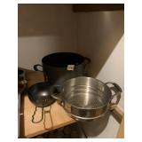 COOKWARE SET - BLACK STOCK POT, STEAMER BASKET