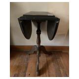 DOUBLE DROP LEAF TABLE 3 FOOTED PEDESTAL BASE,