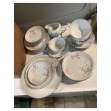 HIRA FINE CHINA - DINNERWARE SET W/ PINK FLORAL,