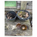 PLASTIC PLANTERS & CAST-IRON KETTLE W/ LID.