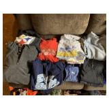 ASSORTED NFL SPORTS T-SHIRTS & APPAREL -