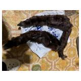 VINTAGE MINK FUR STOLE W/ ANIMAL HEAD CLASP.