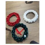 BRAIDED FABRIC WREATHS, VELVET RED, VELVET GREEN,