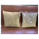 VISUALLY RICH HOME COLLECTION VELVET DECORATIVE