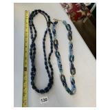 PLASTIC LINK NECKLACE, BEADED NECKLACE, BLUE