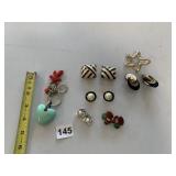 IDENAIVE KEYCHAIN W/ CHARMS, ASSORTED COSTUME