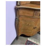 FRENCH PROVINCIAL STYLE CORNER CURIO CABINET,