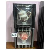 PORCELAIN NIGHT LIGHTS & OIL BURNERS, TEAPOT