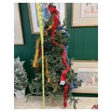 ARTIFICIAL CHRISTMAS TREE W/ RIBBON & PINECONE