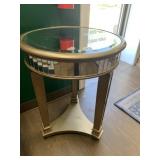 GILT PEDESTAL ACCENT TABLE, ROUND MIRRORED TOP,