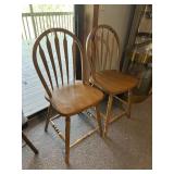 WOOD WINDSOR STYLE SPINDLE BACK CHAIRS.