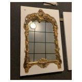 ORNATE GILT ROCOCO STYLE WALL MIRROR.