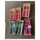 ZAK! NICKELODEON DORA ROCKS CHILDRENS FLATWARE