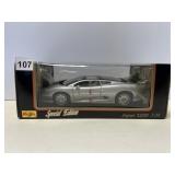 MAISTO JAGUAR XJ220 DIECAST MODEL CAR, 1:18