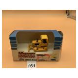 ERTL MIGHTY MOVERS JOHN DEERE BULLDOZER, 1986,