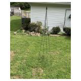 METAL GARDEN OBELISK, BLACK FINISH, FLEUR-DE-LIS