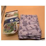 FOUR SEASONS PREMIUM PILLOW ENCASEMENT NIB,