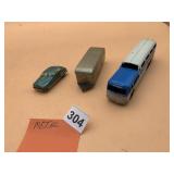 GREYHOUND SCENICRUISER BUS, METAL DIE-CAST CAR &